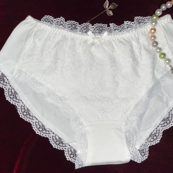 WHITE Lolita Kawaii High waist Lace front Cotton Panties. Soft and sensual. - Picture 1 of 5